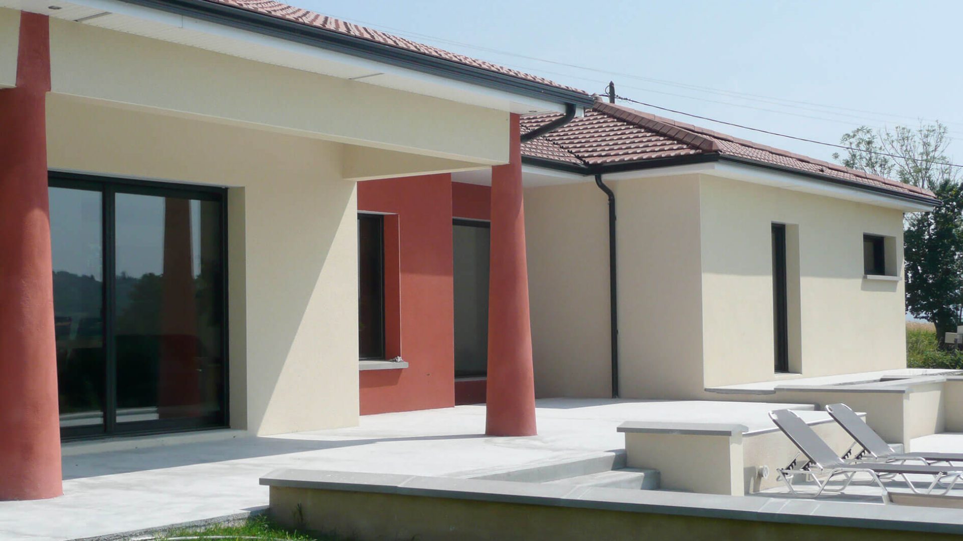MAISONS_GEM_CONSTRUCTION_CONTEMPORAINE_PLAIN_PIED_SAINT_BONNET_DE_MURE_RHONE_TERRASSE